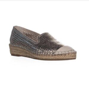 NWT Bella Vita Channing Espadrille Flats, Champagne, 6 US